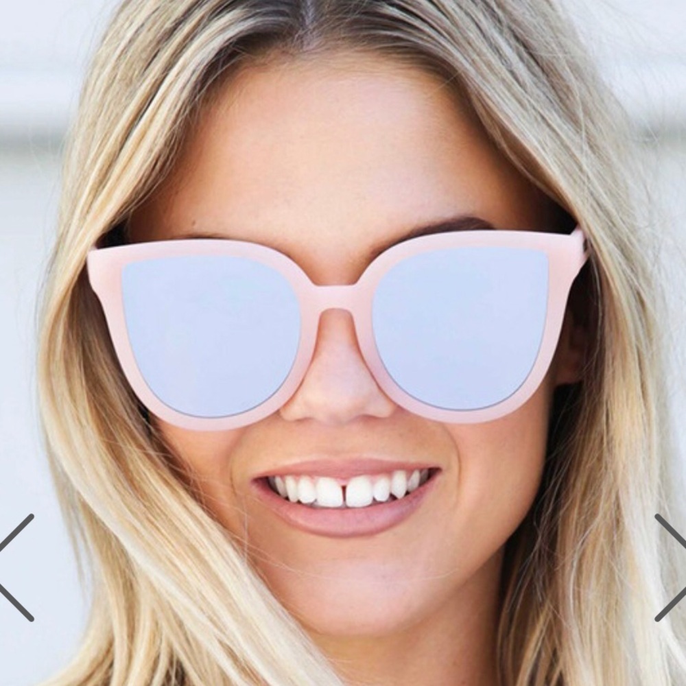 ISO Quay - Paradiso Sunglasses In Pink And Silver